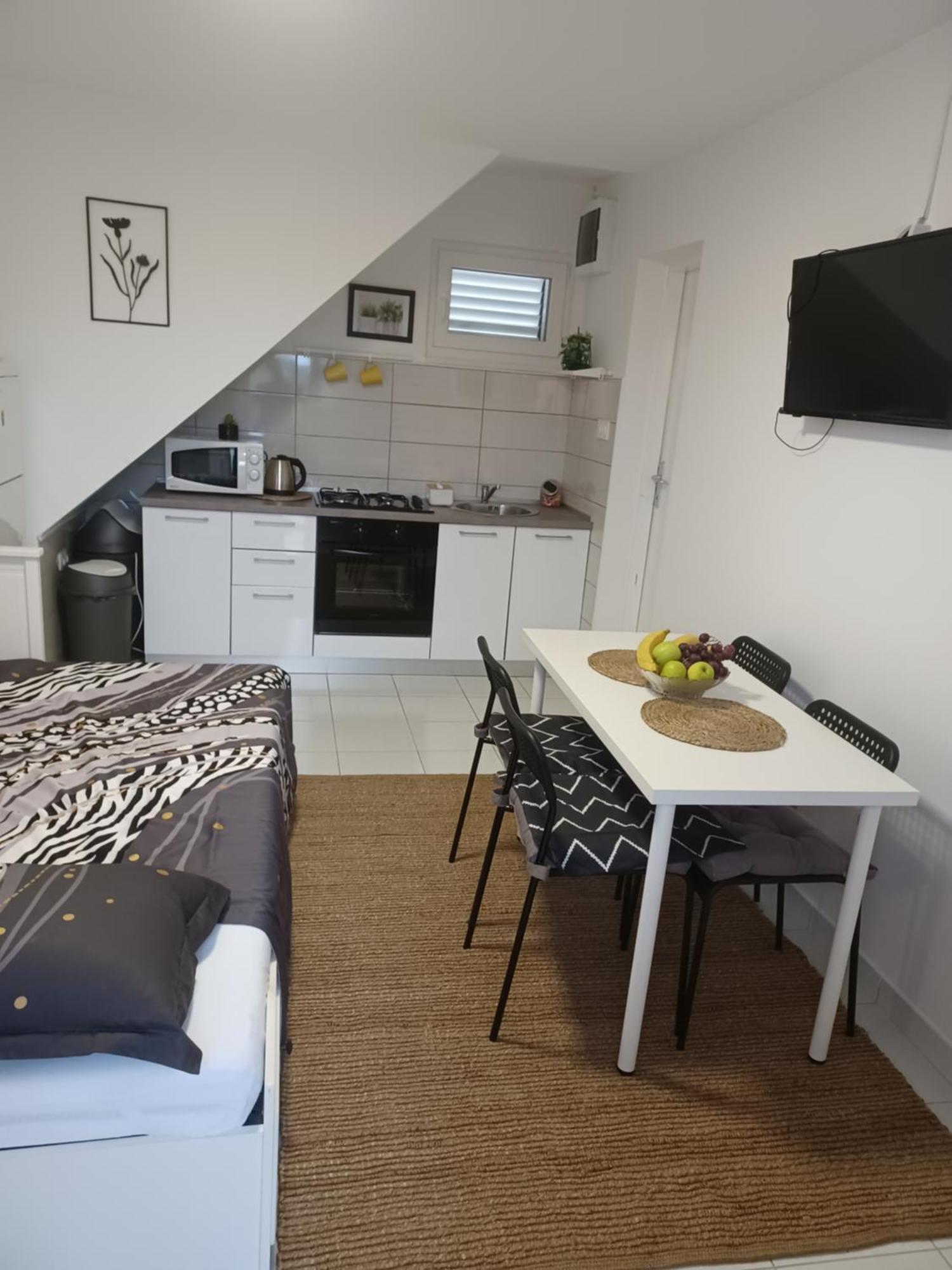 Apartmani Ana - Meka Draga Обровац Экстерьер фото