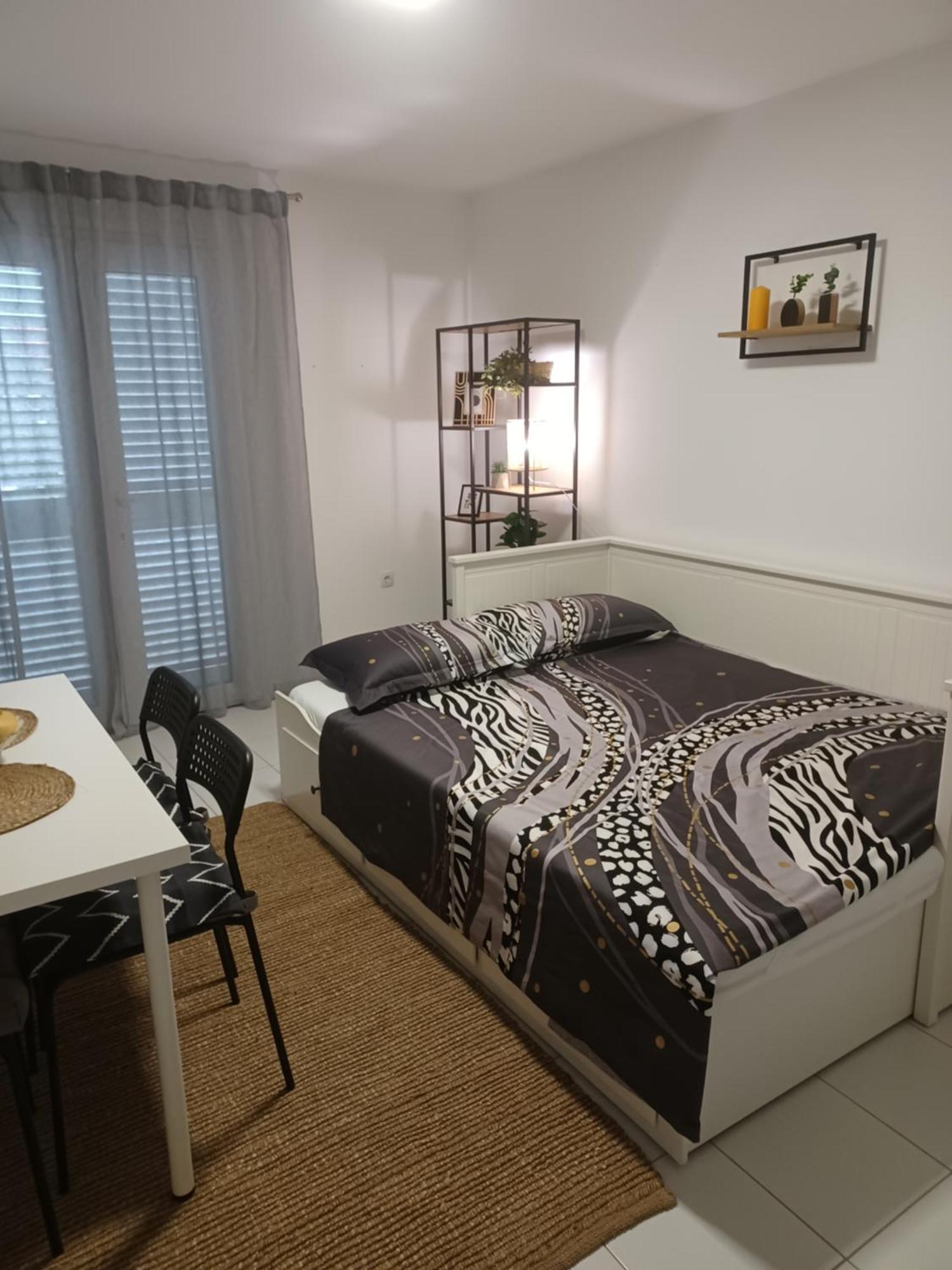 Apartmani Ana - Meka Draga Обровац Экстерьер фото